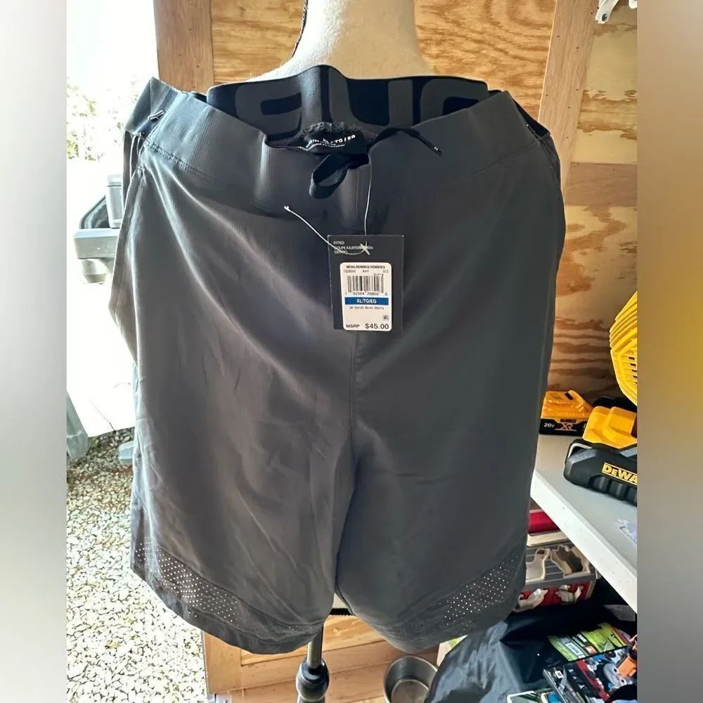 Under Armour Men's Gray Shorts